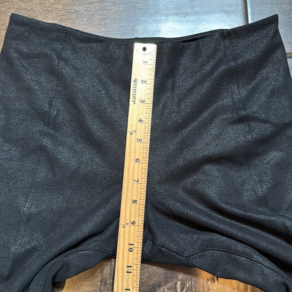 ❤️3/$30 Lysse Black Leggings - Picture 10 of 11